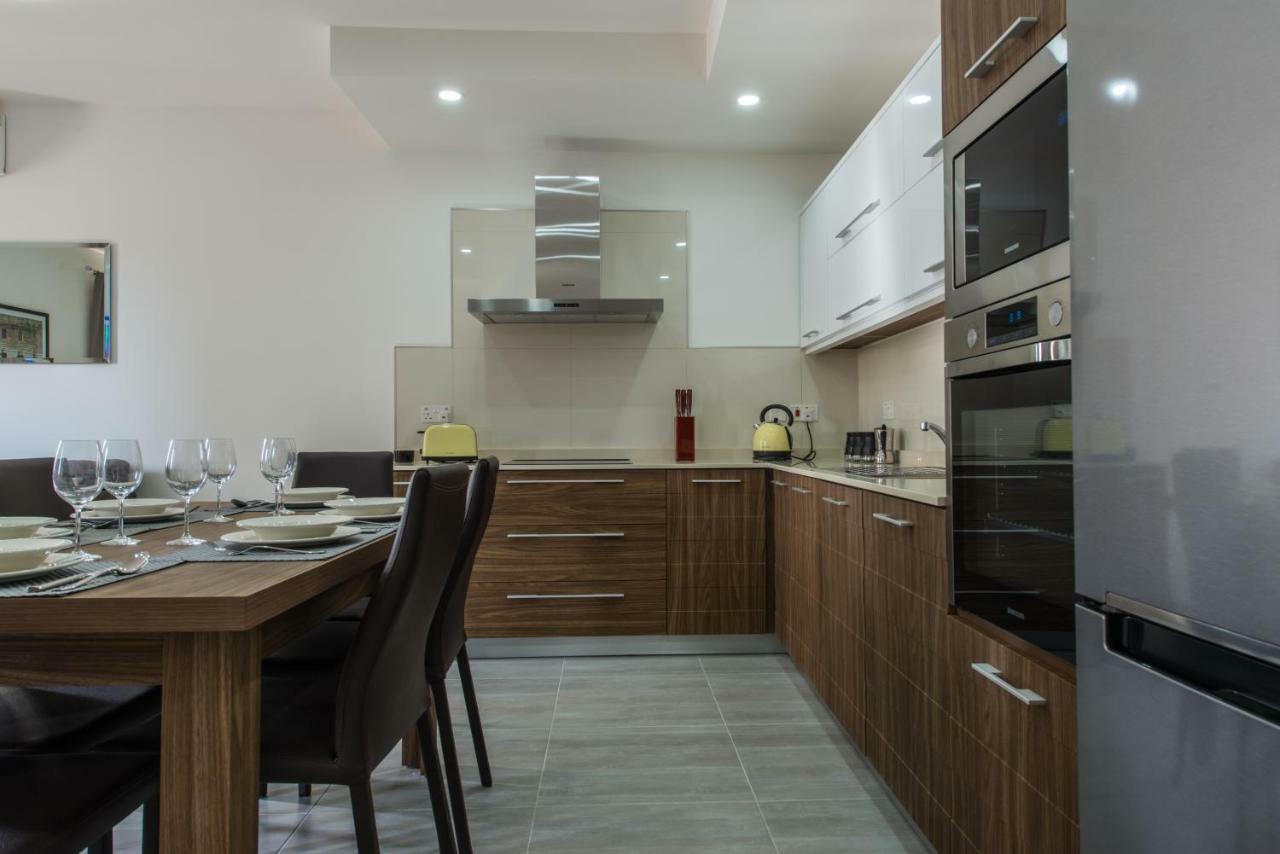 Hacienda Apartments Sliema Ngoại thất bức ảnh