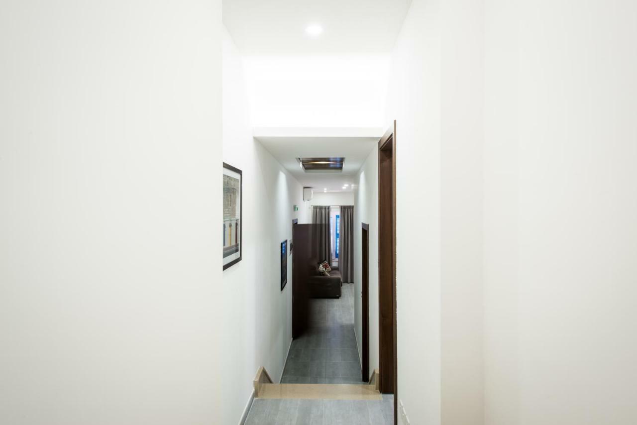 Hacienda Apartments Sliema Ngoại thất bức ảnh