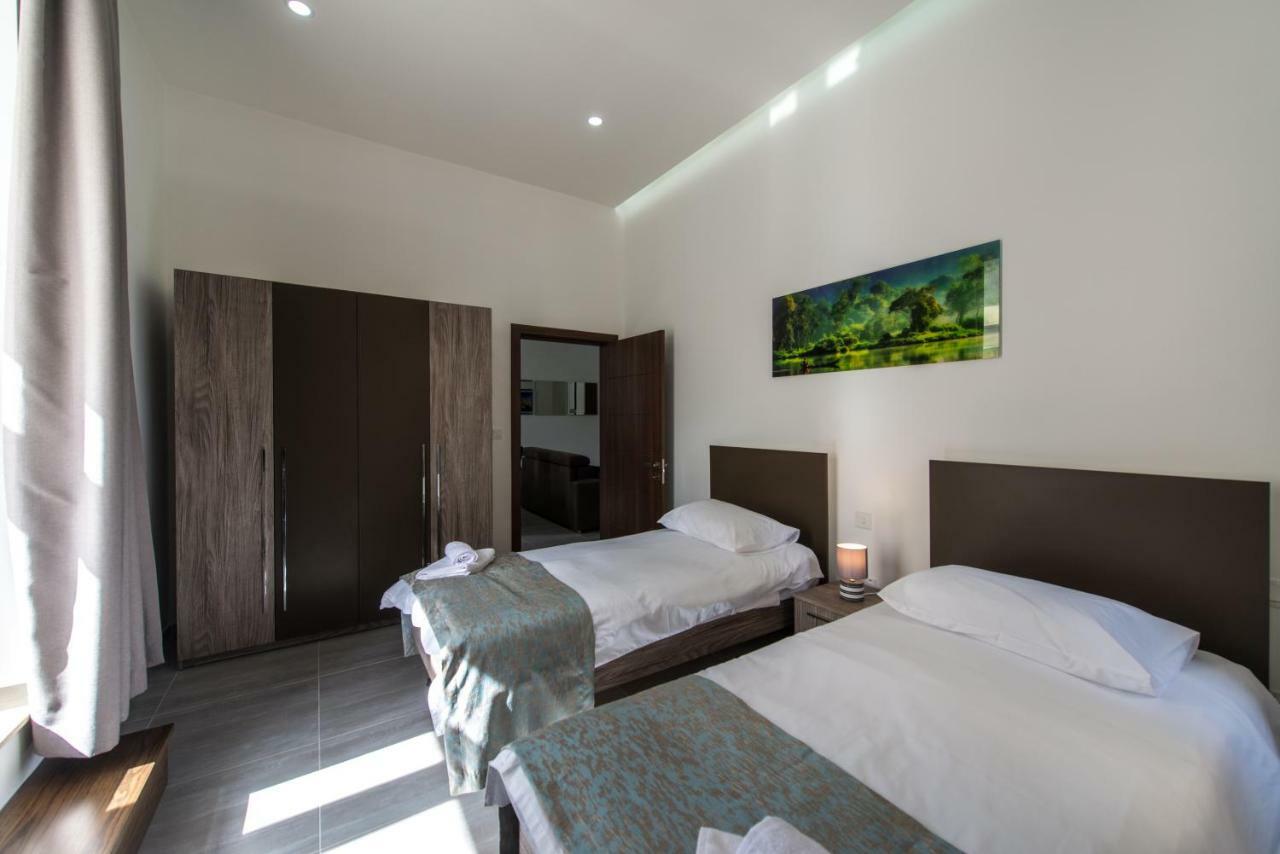 Hacienda Apartments Sliema Ngoại thất bức ảnh