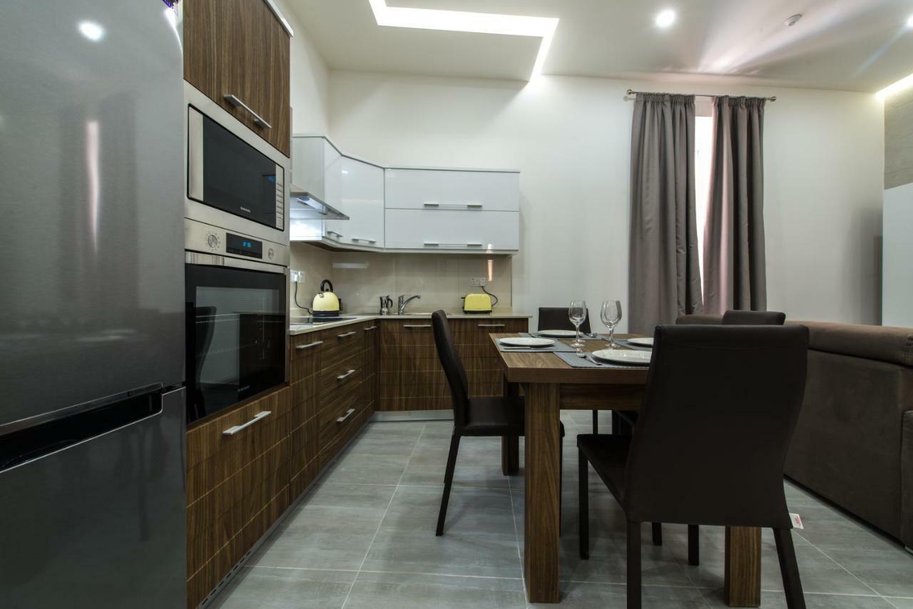Hacienda Apartments Sliema Ngoại thất bức ảnh