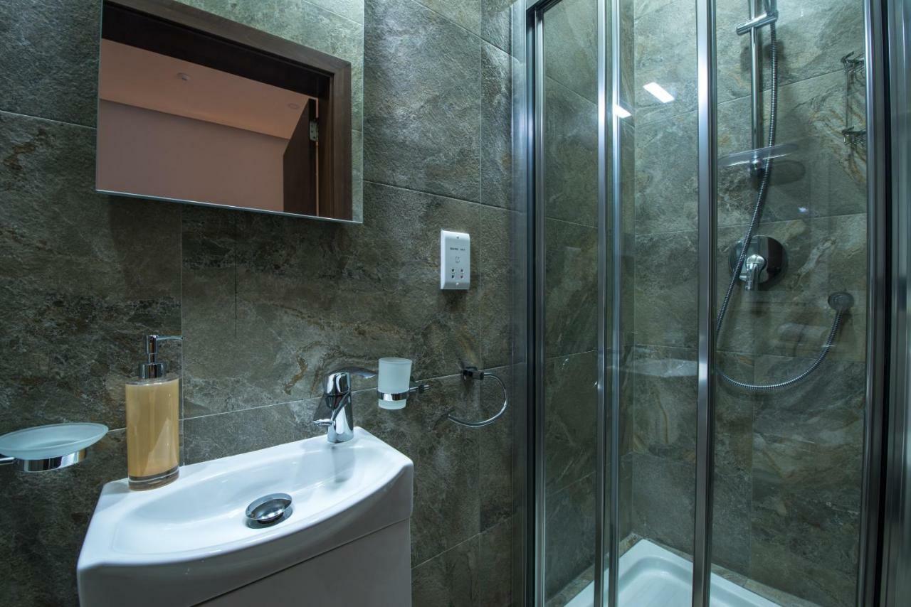 Hacienda Apartments Sliema Ngoại thất bức ảnh
