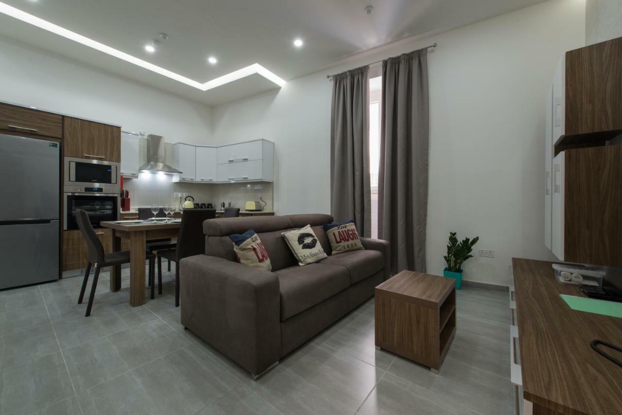 Hacienda Apartments Sliema Ngoại thất bức ảnh